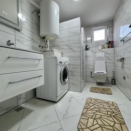 Modern 2bdr Bentbasa With Free Parking In Old Town Appartement Sarajevo